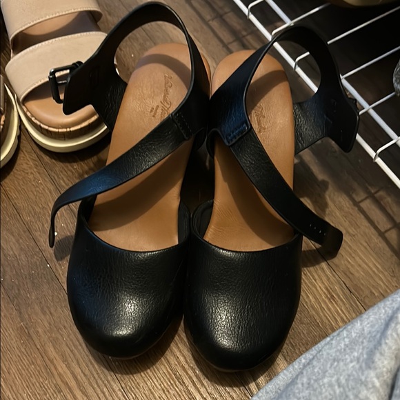 Target heels - Picture 6 of 15